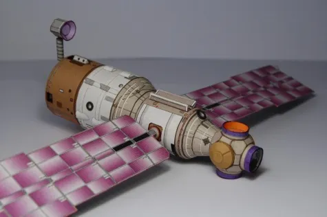 Papierový model ISS - Servisný modul Zvezda